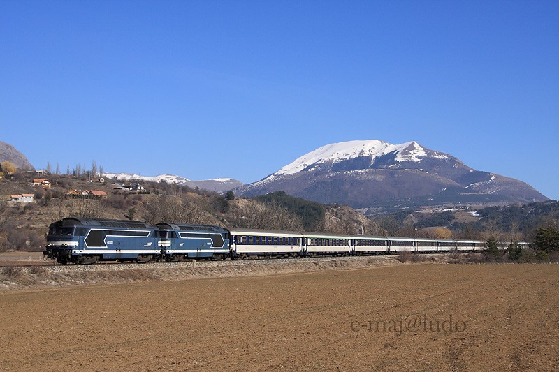 UM 67300.JPG